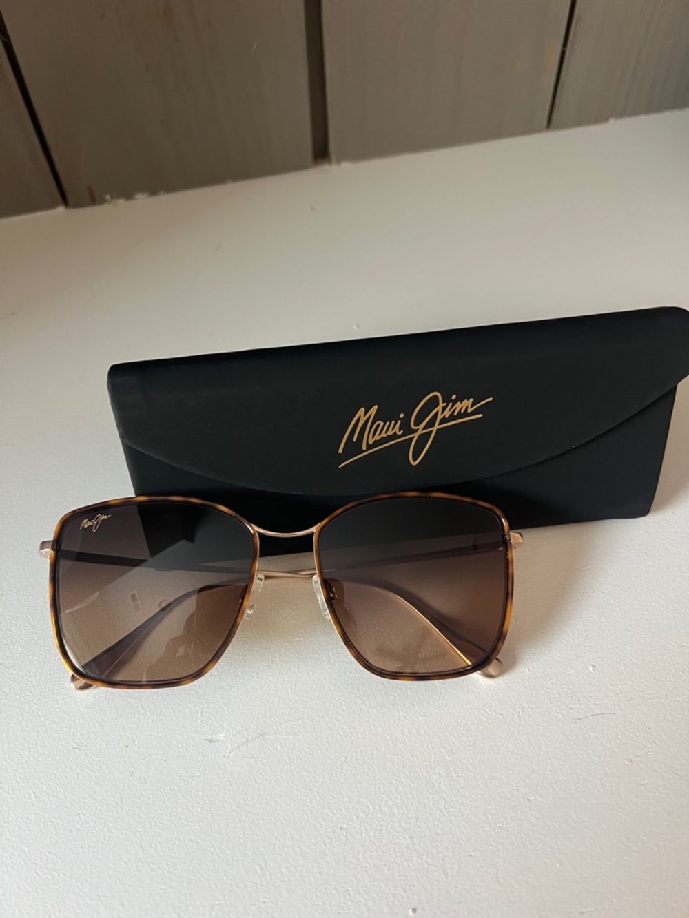 Maui Jim Women's Tortoiseshell Frame with Brown Gradient Lenses Sunglasses